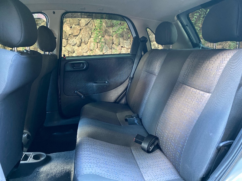 CHEVROLET CORSA MAXX 1.4 2011/2012 ESTAÇÃO DO CARRO ESTRELA / Carros no Vale