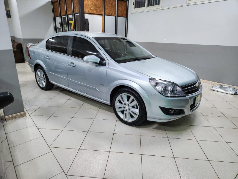 CHEVROLET VECTRA ELITE 2.0 8V 2009/2010 TS VEÍCULOS ANTA GORDA / Carros no Vale