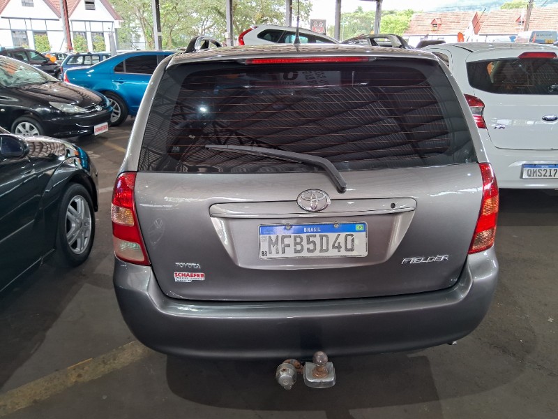 TOYOTA FIELDER 1.8 16V 2006/2007 SCHAEFER AUTOMÓVEIS TEUTÔNIA / Carros no Vale