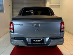 MITSUBISHI L200 TRITON 2.4 16V TURBO DIESEL SPORT HPE-S CD 4P 4X4 AUTOMÁTICO 2019/2020 DUARTE VEÍCULOS PORTO ALEGRE / Carros no Vale