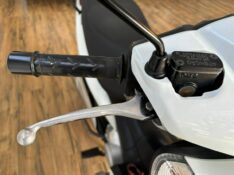 HONDA MOTOS BIZ 125 /2016 RT 811 VEÍCULOS ARROIO DO MEIO / Carros no Vale