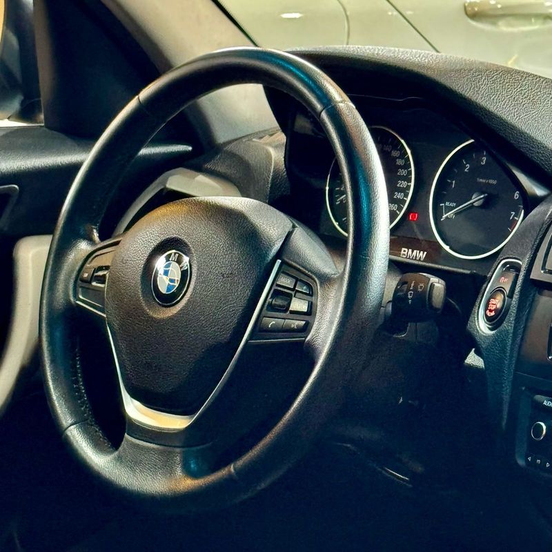 Bmw 116i 1a11 2012/2013 DL MOTORS LAJEADO / Carros no Vale