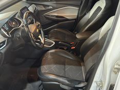 Chevrolet Onix 10tat Pr2 2019/2020 DL MOTORS LAJEADO / Carros no Vale