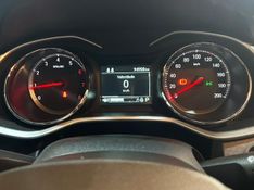 Chevrolet Onix 10tat Pr2 2019/2020 DL MOTORS LAJEADO / Carros no Vale