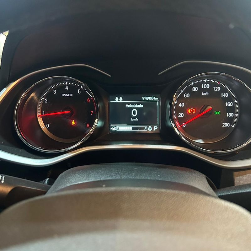 Chevrolet Onix 10tat Pr2 2019/2020 DL MOTORS LAJEADO / Carros no Vale