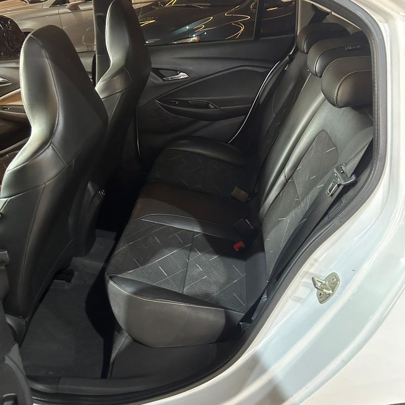 Chevrolet Onix 10tat Pr2 2019/2020 DL MOTORS LAJEADO / Carros no Vale