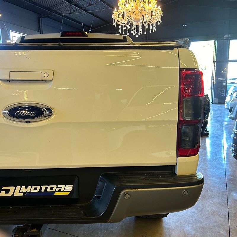 Ford Ranger Xl Cs4 22c 2018/2019 DL MOTORS LAJEADO / Carros no Vale