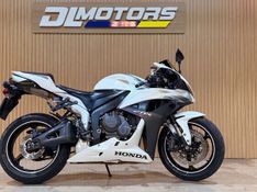 Honda Motos Cbr 600rr 2007/2007 DL MOTORS LAJEADO / Carros no Vale