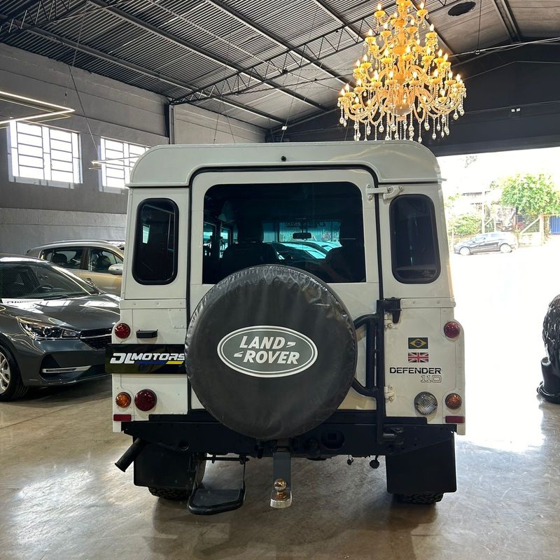 Land Rover Defender110 Hcpu 2004/2004 DL MOTORS LAJEADO / Carros no Vale