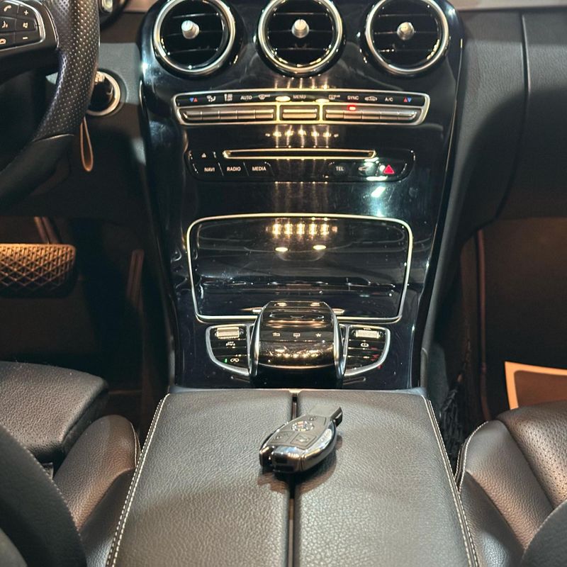 Mercedes-benz C200 2015/2015 DL MOTORS LAJEADO / Carros no Vale