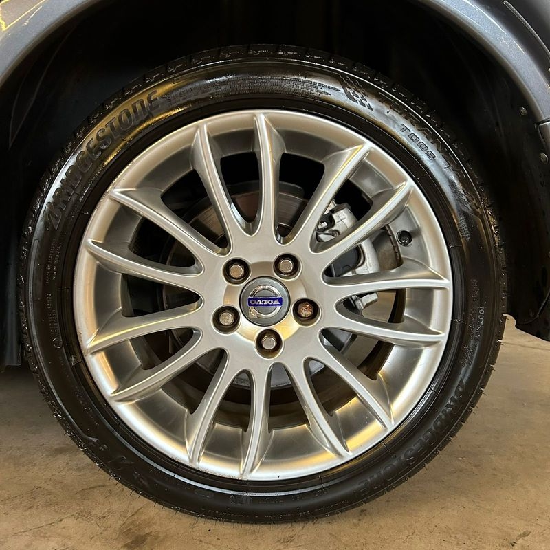 Volvo C30 T5 2010/2010 DL MOTORS LAJEADO / Carros no Vale
