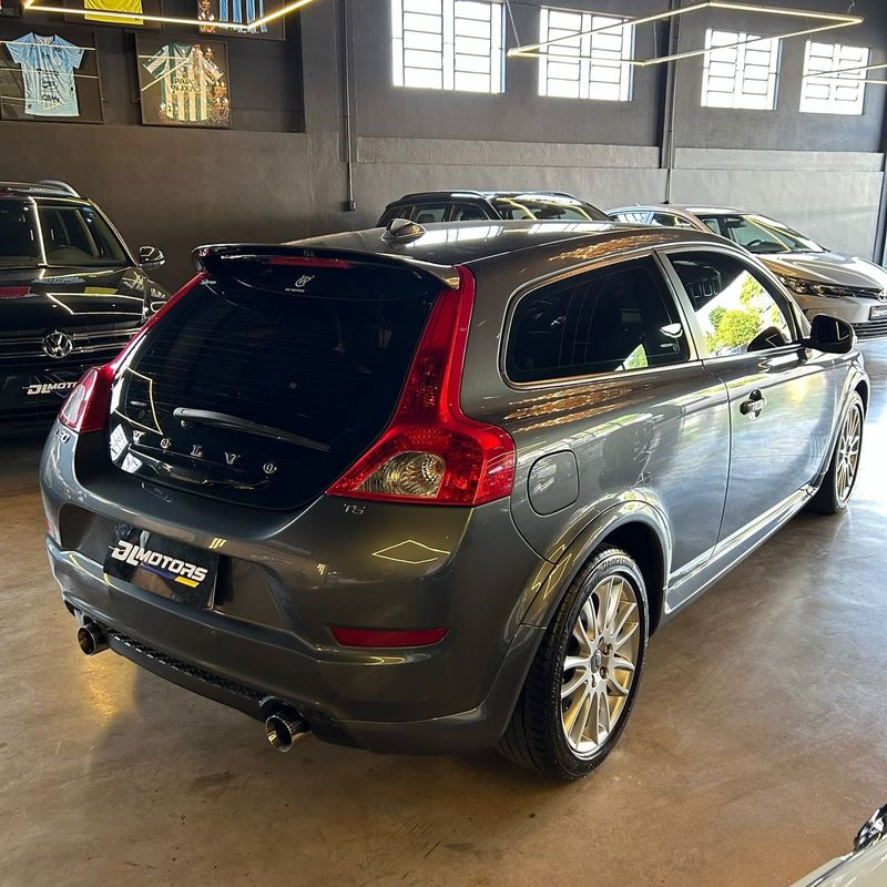 Volvo C30 T5 2010/2010 DL MOTORS LAJEADO / Carros no Vale