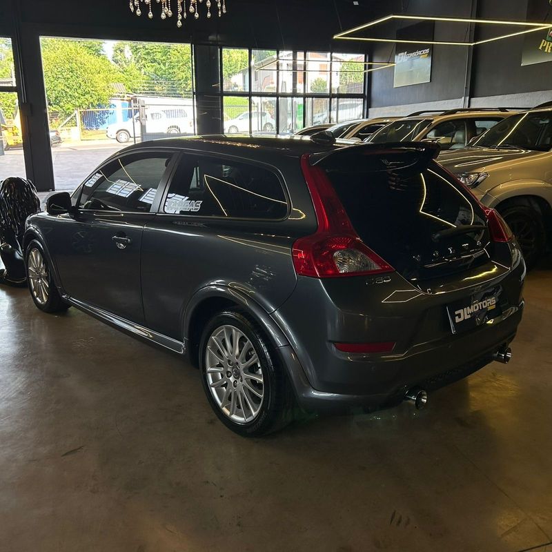 Volvo C30 T5 2010/2010 DL MOTORS LAJEADO / Carros no Vale