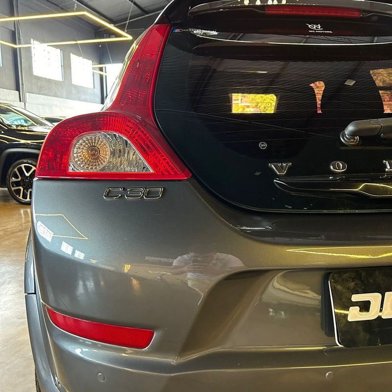 Volvo C30 T5 2010/2010 DL MOTORS LAJEADO / Carros no Vale