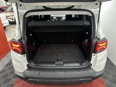 Jeep Renegade Long T270 1.3 TB 4×2 2022/2022 CIRNE AUTOMÓVEIS SANTA MARIA / Carros no Vale