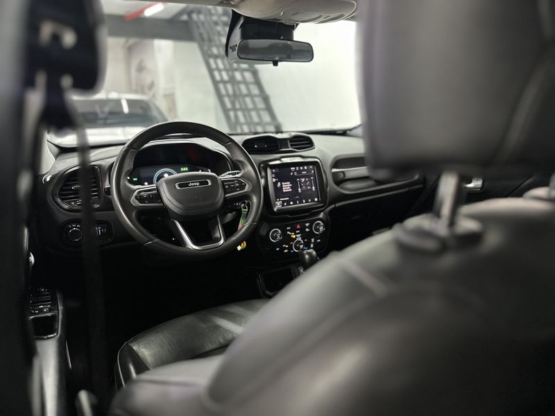 Jeep Renegade Long T270 1.3 TB 4×2 2022/2022 CIRNE AUTOMÓVEIS SANTA MARIA / Carros no Vale
