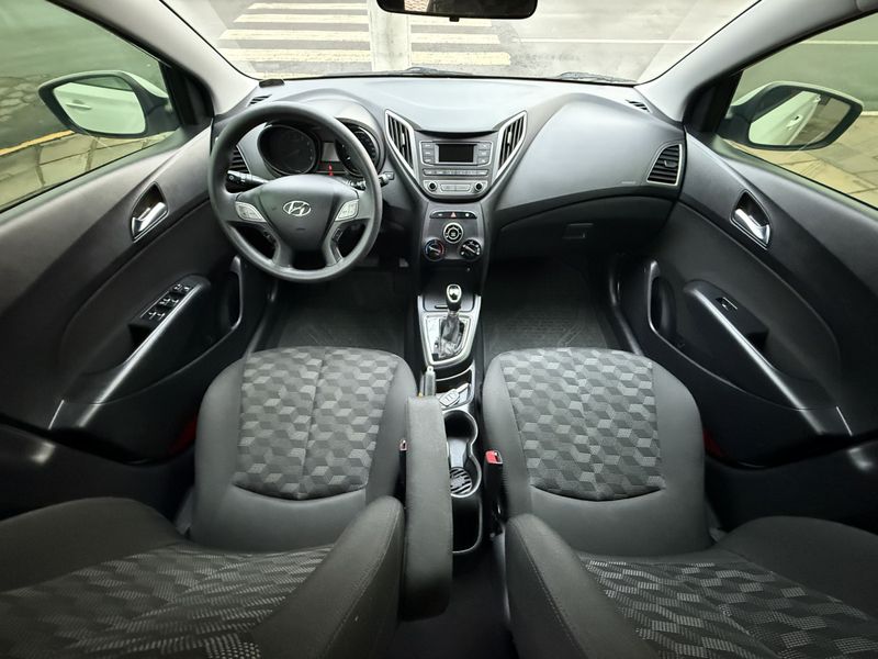 Hyundai HB20 C.Style/C.Plus 1.6 16V 2015/2016 ATUAL VEÍCULOS VISTA ALEGRE DO PRATA / Carros no Vale