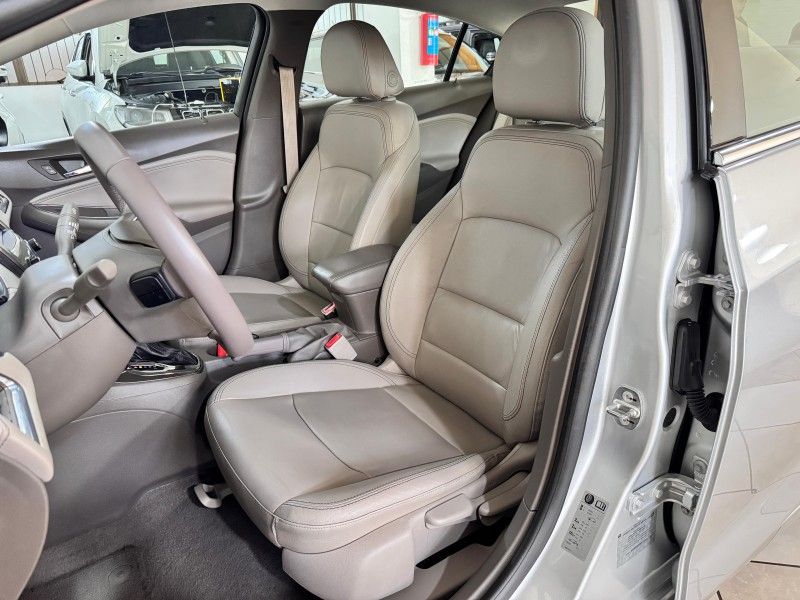CHEVROLET CRUZE 1.4 TURBO LTZ 16V 2016/2017 SUL SERRA MOTORS CAXIAS DO SUL / Carros no Vale