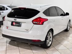 FORD FOCUS 2.0 SE PLUS 16V 2015/2016 SUL SERRA MOTORS CAXIAS DO SUL / Carros no Vale