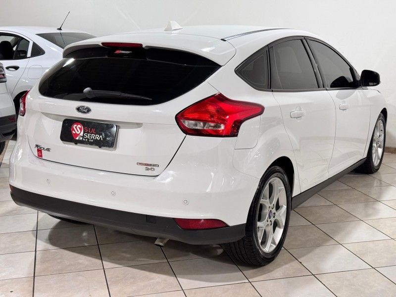 FORD FOCUS 2.0 SE PLUS 16V 2015/2016 SUL SERRA MOTORS CAXIAS DO SUL / Carros no Vale