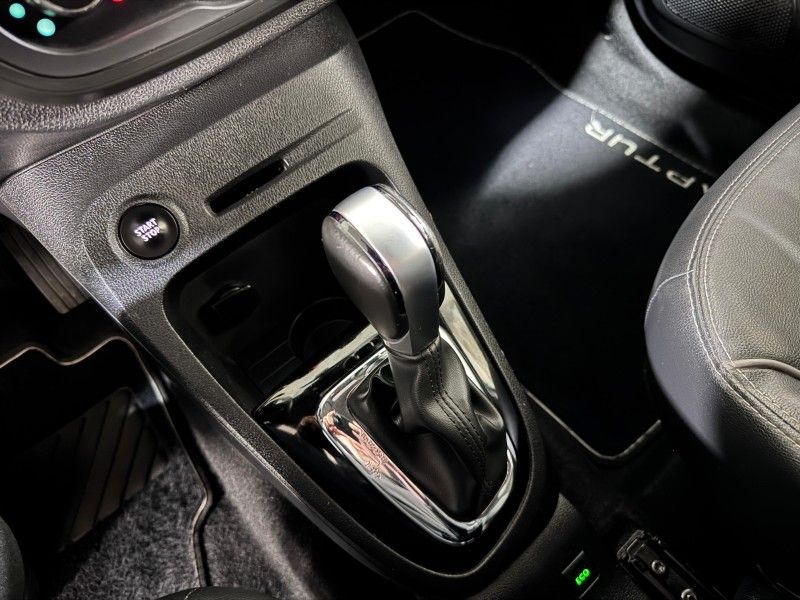 RENAULT CAPTUR 1.6 LIFE 16V 2020/2021 SUL SERRA MOTORS CAXIAS DO SUL / Carros no Vale