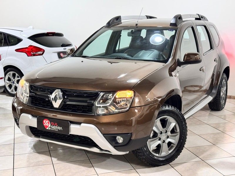 RENAULT DUSTER 2.0 DYNAMIQUE 4X4 16V 2015/2016 SUL SERRA MOTORS CAXIAS DO SUL / Carros no Vale