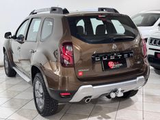 RENAULT DUSTER 2.0 DYNAMIQUE 4X4 16V 2015/2016 SUL SERRA MOTORS CAXIAS DO SUL / Carros no Vale