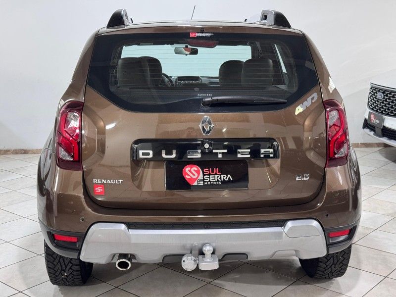 RENAULT DUSTER 2.0 DYNAMIQUE 4X4 16V 2015/2016 SUL SERRA MOTORS CAXIAS DO SUL / Carros no Vale