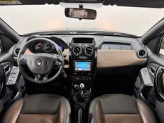 RENAULT DUSTER 2.0 DYNAMIQUE 4X4 16V 2015/2016 SUL SERRA MOTORS CAXIAS DO SUL / Carros no Vale