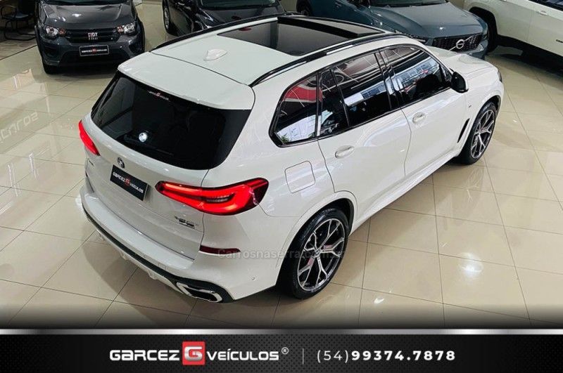 BMW X5 3.0 4×4 45E M SPORT HÍBRIDO 2019/2020 GARCEZ VEÍCULOS BENTO GONÇALVES / Carros no Vale