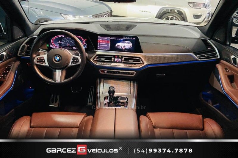 BMW X5 3.0 4×4 45E M SPORT HÍBRIDO 2019/2020 GARCEZ VEÍCULOS BENTO GONÇALVES / Carros no Vale