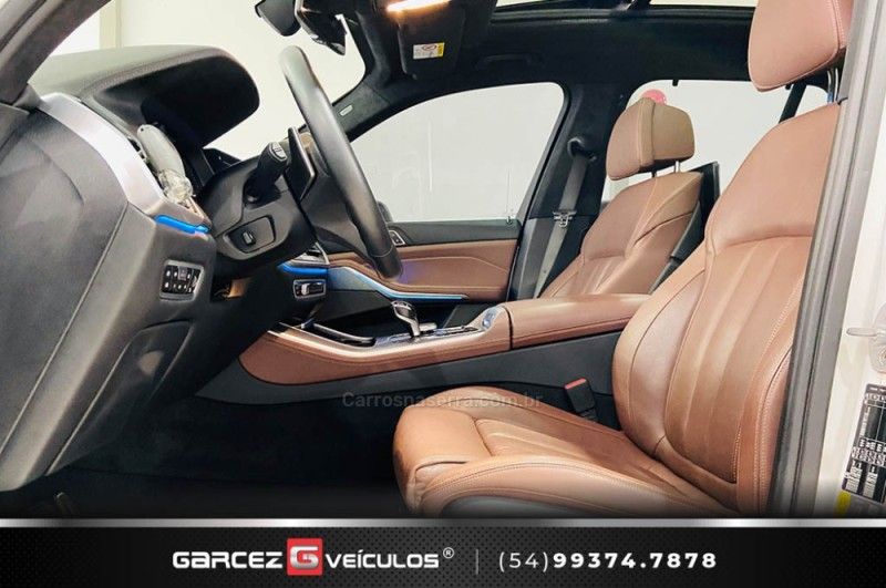 BMW X5 3.0 4×4 45E M SPORT HÍBRIDO 2019/2020 GARCEZ VEÍCULOS BENTO GONÇALVES / Carros no Vale