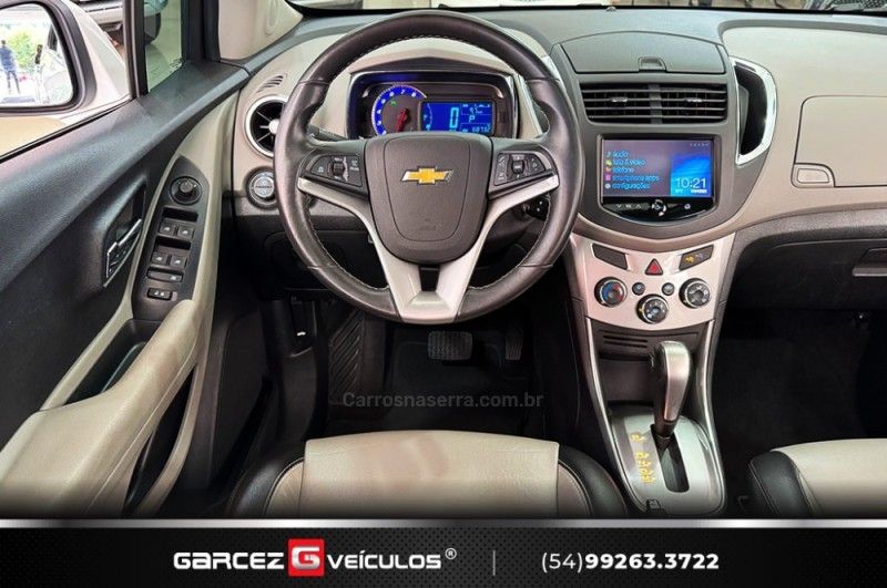 CHEVROLET TRACKER 1.8 MPFI LTZ 4X2 16V 2014/2015 GARCEZ VEÍCULOS BENTO GONÇALVES / Carros no Vale