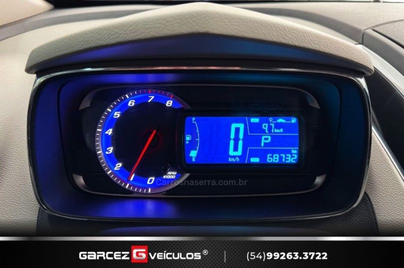 CHEVROLET TRACKER 1.8 MPFI LTZ 4X2 16V 2014/2015 GARCEZ VEÍCULOS BENTO GONÇALVES / Carros no Vale