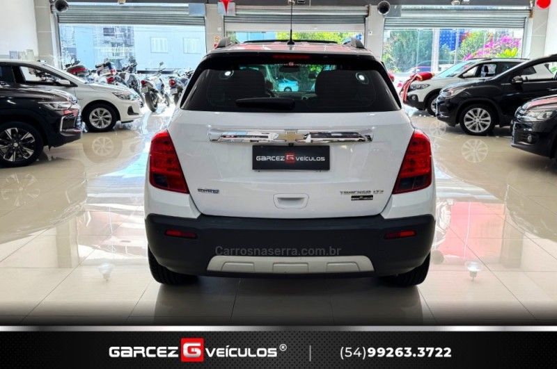 CHEVROLET TRACKER 1.8 MPFI LTZ 4X2 16V 2014/2015 GARCEZ VEÍCULOS BENTO GONÇALVES / Carros no Vale