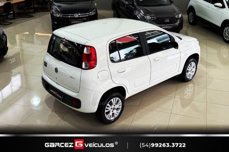 FIAT UNO 1.0 EVO VIVACE 8V 2014/2015 GARCEZ VEÍCULOS BENTO GONÇALVES / Carros no Vale