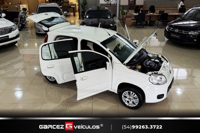 FIAT UNO 1.0 EVO VIVACE 8V 2014/2015 GARCEZ VEÍCULOS BENTO GONÇALVES / Carros no Vale