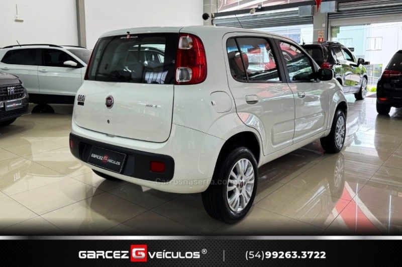 FIAT UNO 1.0 EVO VIVACE 8V 2014/2015 GARCEZ VEÍCULOS BENTO GONÇALVES / Carros no Vale