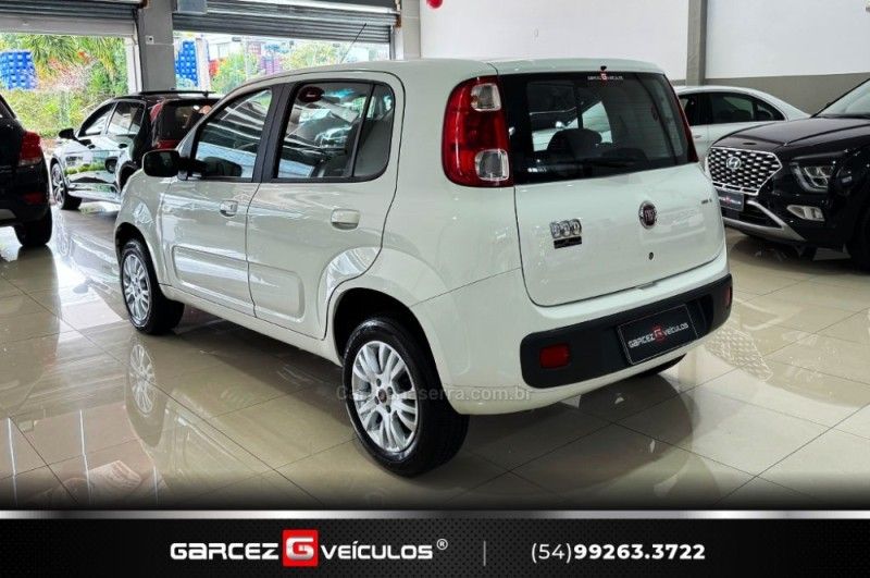 FIAT UNO 1.0 EVO VIVACE 8V 2014/2015 GARCEZ VEÍCULOS BENTO GONÇALVES / Carros no Vale