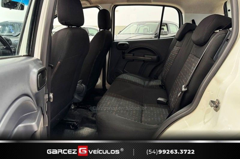 FIAT UNO 1.0 EVO VIVACE 8V 2014/2015 GARCEZ VEÍCULOS BENTO GONÇALVES / Carros no Vale