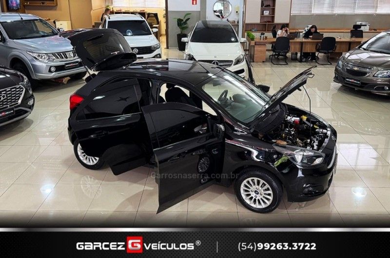 FORD KA 1.0 SE PLUS 12V 2015/2015 GARCEZ VEÍCULOS BENTO GONÇALVES / Carros no Vale