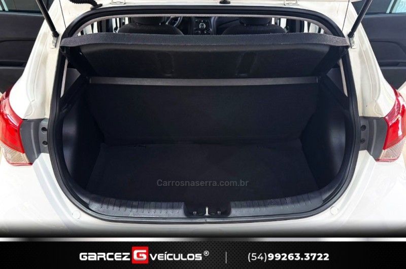HYUNDAI HB20 1.0 COMFORT STYLE 12V 2015/2016 GARCEZ VEÍCULOS BENTO GONÇALVES / Carros no Vale