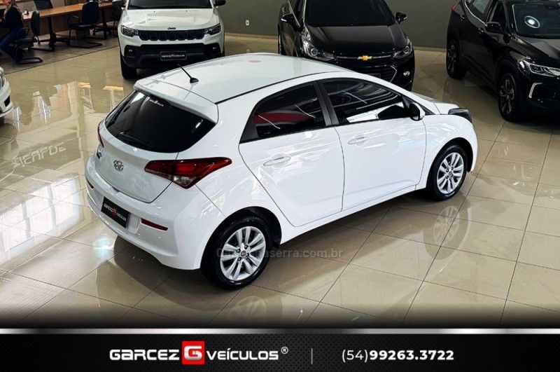 HYUNDAI HB20 1.0 COMFORT STYLE 12V 2015/2016 GARCEZ VEÍCULOS BENTO GONÇALVES / Carros no Vale