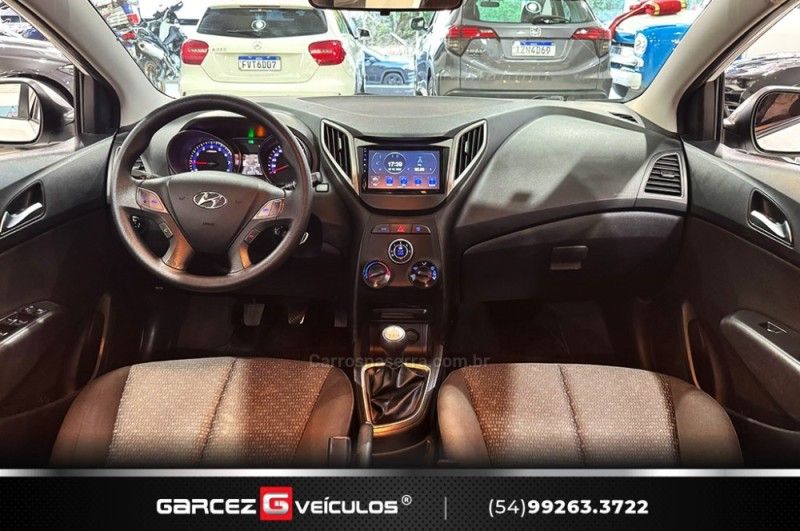 HYUNDAI HB20 1.0 COMFORT STYLE 12V 2015/2016 GARCEZ VEÍCULOS BENTO GONÇALVES / Carros no Vale