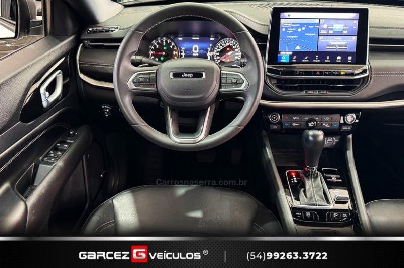 JEEP COMPASS 2.0 TURBO 350 80 ANOS 4X4 2021/2022 GARCEZ VEÍCULOS BENTO GONÇALVES / Carros no Vale