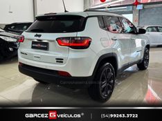 JEEP COMPASS 2.0 TURBO 350 80 ANOS 4X4 2021/2022 GARCEZ VEÍCULOS BENTO GONÇALVES / Carros no Vale