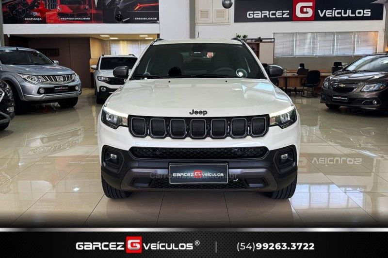 JEEP COMPASS 2.0 TURBO 350 80 ANOS 4X4 2021/2022 GARCEZ VEÍCULOS BENTO GONÇALVES / Carros no Vale