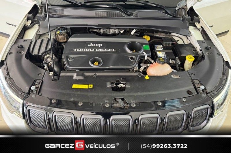 JEEP COMPASS 2.0 TURBO 350 80 ANOS 4X4 2021/2022 GARCEZ VEÍCULOS BENTO GONÇALVES / Carros no Vale