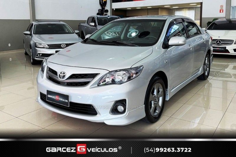 TOYOTA COROLLA 2.0 XRS 16V 2013/2014 GARCEZ VEÍCULOS BENTO GONÇALVES / Carros no Vale