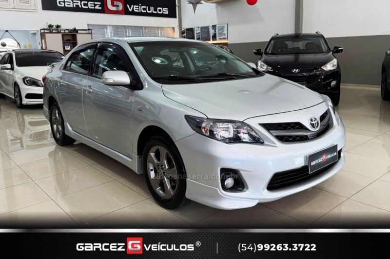 TOYOTA COROLLA 2.0 XRS 16V 2013/2014 GARCEZ VEÍCULOS BENTO GONÇALVES / Carros no Vale